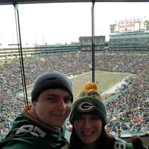 Meet your Posher, Christopher